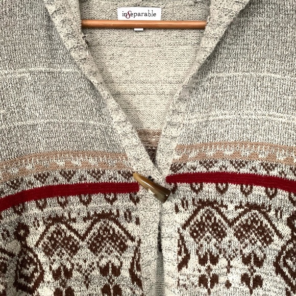 inSeparable Hooded Poncho - Picture 6 of 6